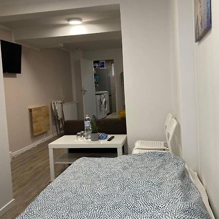 Modernes Apartment Nr3 Nahe Reeperbahn Bis 8 Personen Hamburg-Harburg Exteriör bild