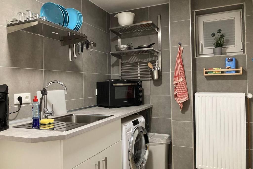 Modernes Apartment Nr3 Nahe Reeperbahn Bis 8 Personen Hamburg-Harburg Exteriör bild